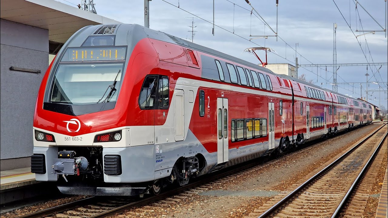 ZSSK zavádza nové vysokokapacitné vlaky KISS na frekventovaných tratiach na západnom Slovensku
