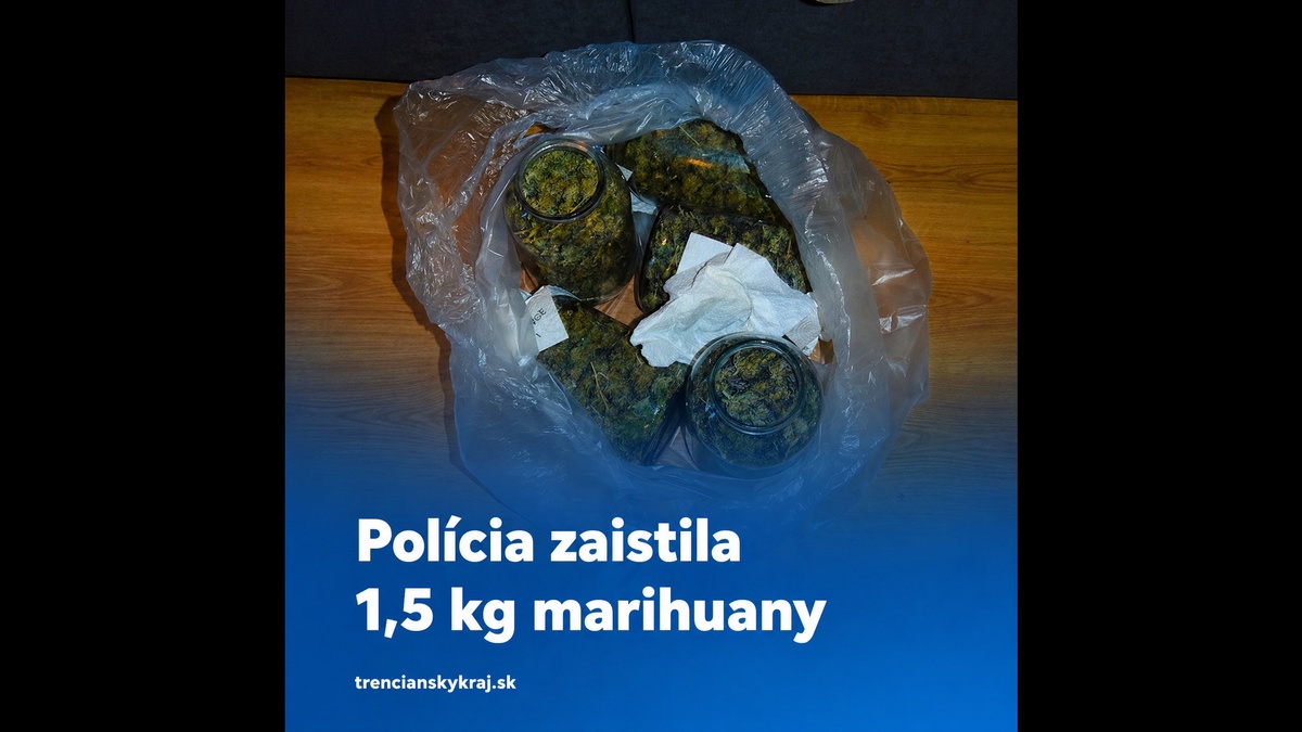 Asistencia záchranárov odhalila drogy: Polícia zaistila viac ako 1,5 kg marihuany