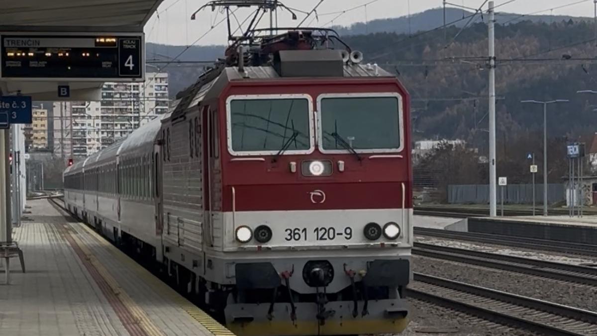 ZSSK hlási viaceré zmeny vo vlakovej doprave na západnom Slovensku