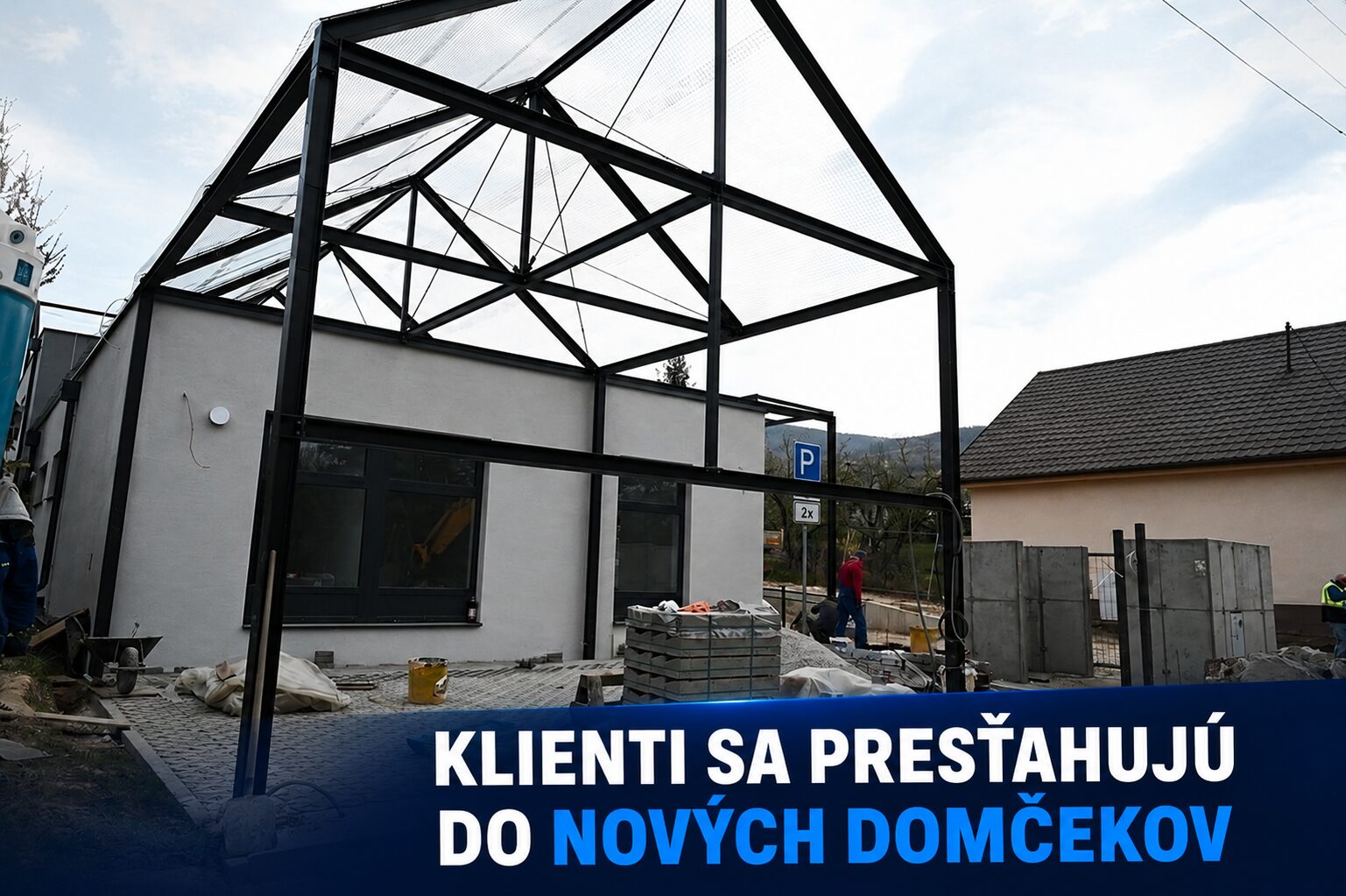 Zo starého kaštieľa sa klienti presťahujú do moderných domčekov. Kraj finišuje veľký projekt za milióny