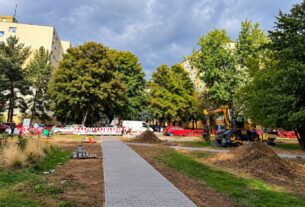 Obnova vnútrobloku na Zapotôčkach pokračuje. Pribudne nový chodník